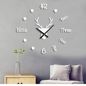 Stylish 3D Antlers Wall Clock, Four Colours